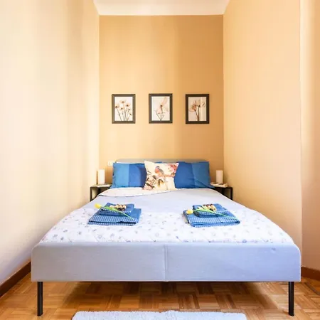 Apartmán Youhosty - Archinto 6 *